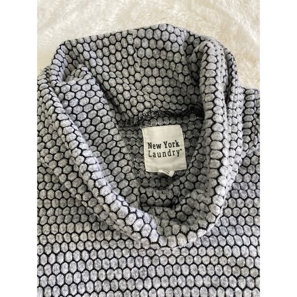 New York Laundry Cowl Neck Mosaic Soft Asymmetric Hem Long Sleeve Top Women Sz S - Picture 7 of 9